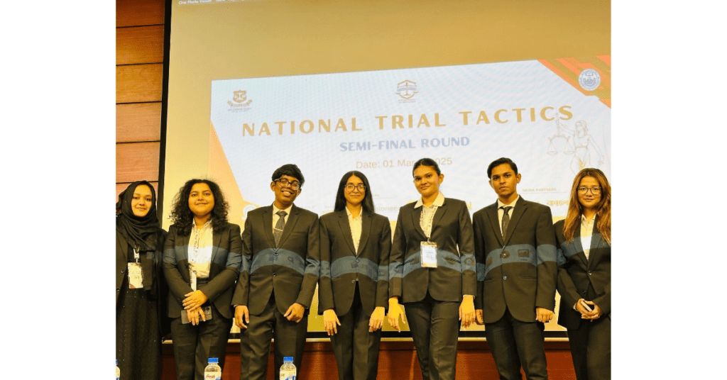 The Winning Team in its Glory. Photo Credit - Collected